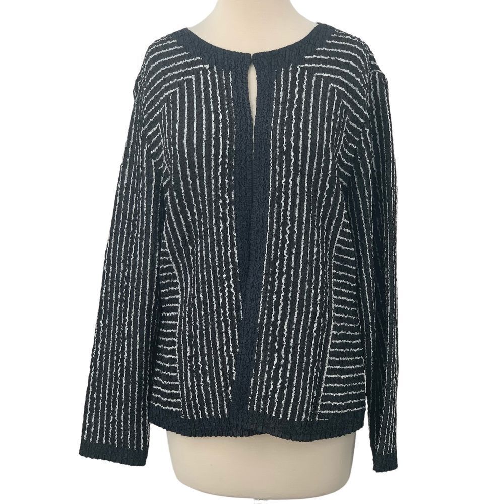 Chico's Travelers LS Open Front Cardigan Black/White Crinkle Striped Size 1/Med‎